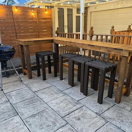 ברמינגהאם Huge 9 Bed Property Sleeps 17, Near Nec, City Centre, Hs2 מראה חיצוני תמונה