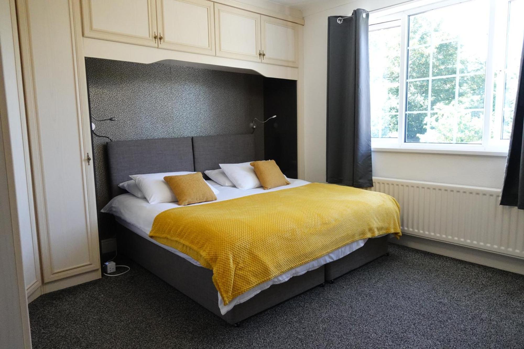 ברמינגהאם Huge 9 Bed Property Sleeps 17, Near Nec, City Centre, Hs2 מראה חיצוני תמונה